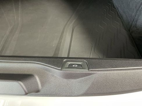 Certified 2024 BMW X5 sDrive40i w/ M Sport Package RWD image 31