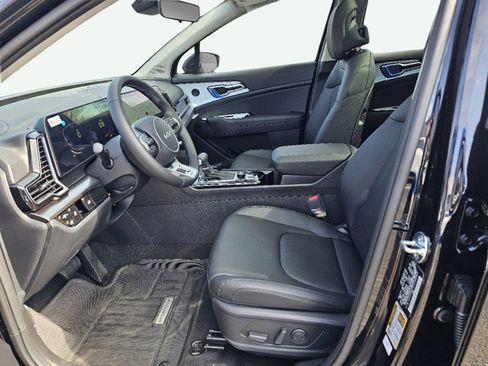 Used 2025 Kia Sportage EX w/ Premium Package image 15