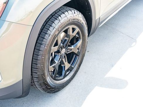 New 2026 Volkswagen Atlas Peak Edition AWD/4WD image 12