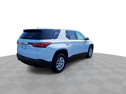 Certified 2023 Chevrolet Traverse LS FWD image 8