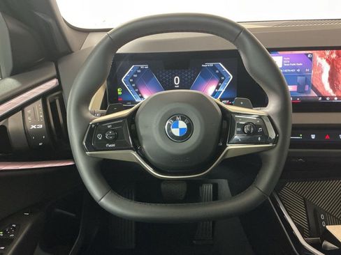 Certified 2025 BMW X3 xDrive30i w/ M Sport Package image 17