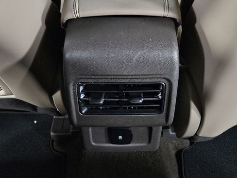 Used 2022 Lincoln Corsair Standard image 22