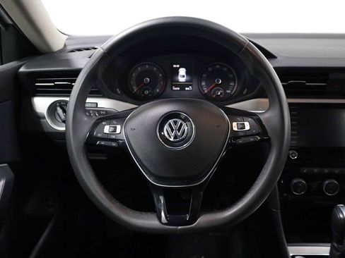 Used 2021 Volkswagen Passat 2.0T SE image 23