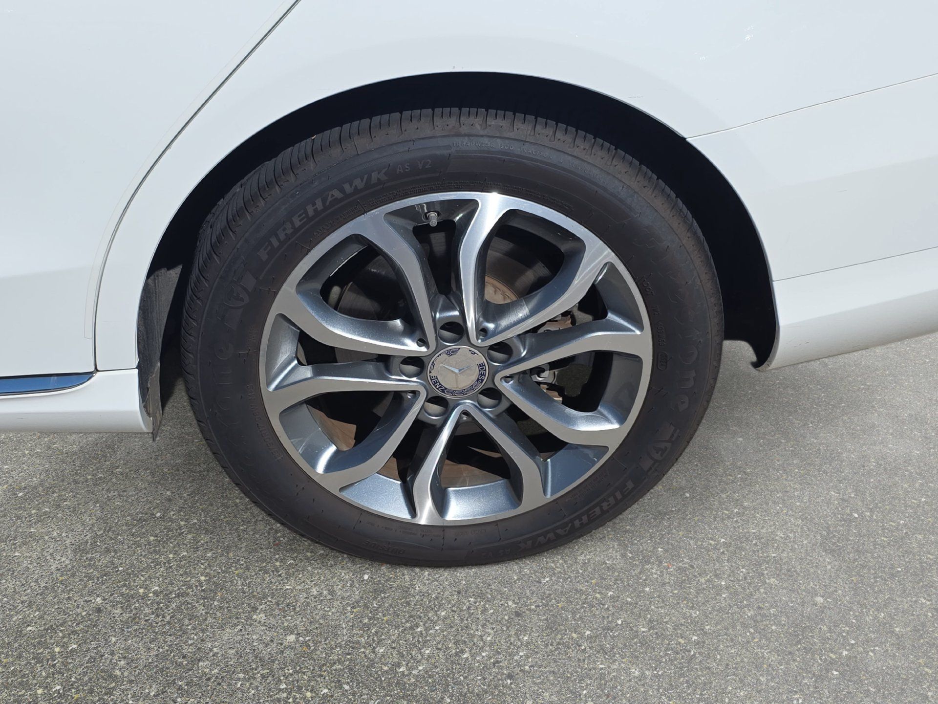 Used 2015 Mercedes-Benz C 300 Sedan image 31