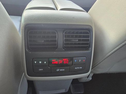 Used 2011 MAZDA CX-9 Grand Touring w/ Moonroof & Bose Audio Pkg image 37