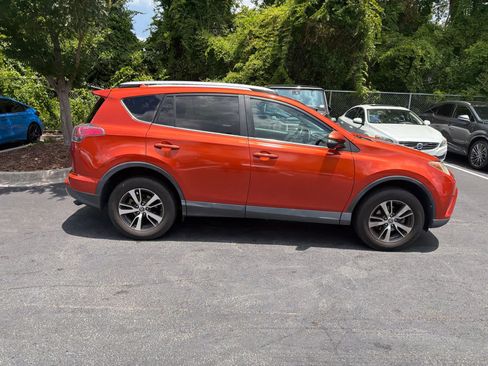 Used 2016 Toyota RAV4 XLE FWD image 15