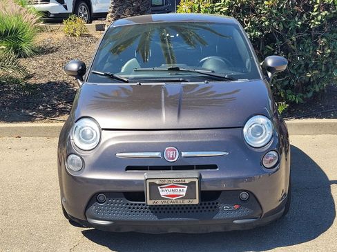 Used 2018 FIAT 500 e FWD image 2