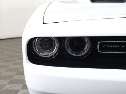Used 2023 Dodge Challenger SXT image 10