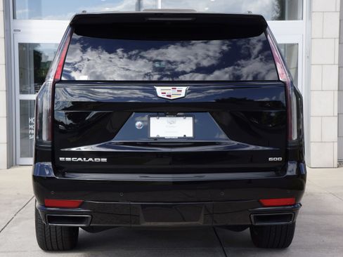 Used 2024 Cadillac Escalade ESV Sport Platinum w/ LPO, Floor Liner Package image 7