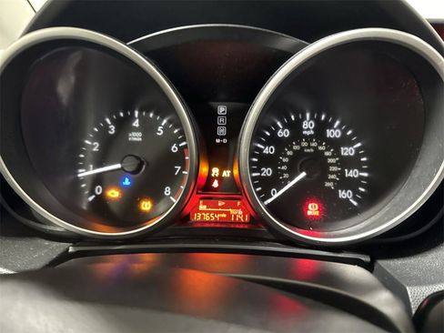 Used 2012 MAZDA MAZDA5 Sport image 12