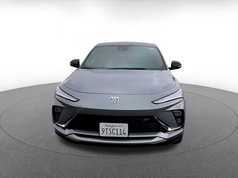 Used 2025 Buick Envista Sport Touring image 4