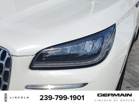 New 2026 Lincoln Corsair Premiere image 14