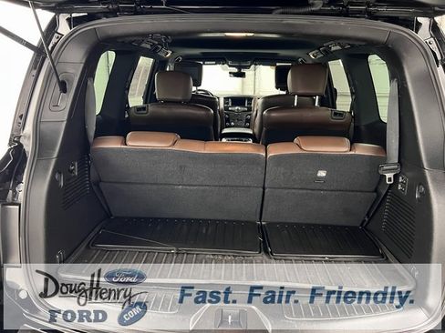 Used 2020 Nissan Armada Platinum w/ Platinum Reserve Package image 33