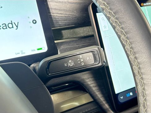 Used 2022 Rivian R1T Adventure image 18