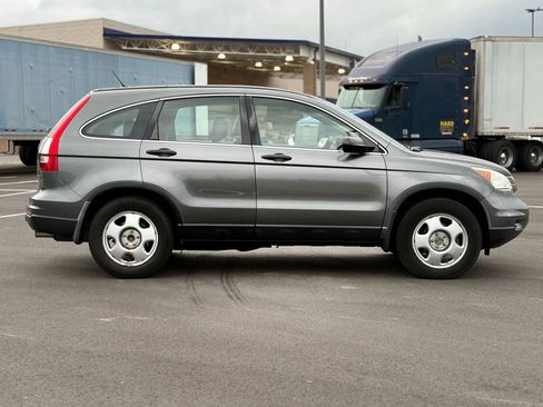 Used 2010 Honda CR-V LX image 6