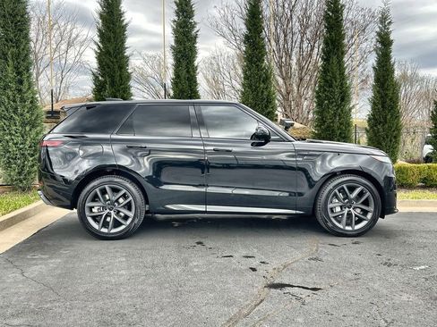 New 2026 Land Rover Range Rover Sport Dynamic SE AWD/4WD image 6