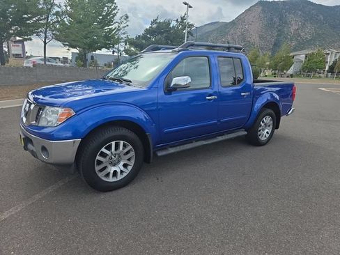 Used 2012 Nissan Frontier SL AWD/4WD image 7