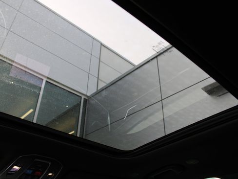 New 2025 Jeep Grand Cherokee Limited w/ Trailer Tow Package image 34