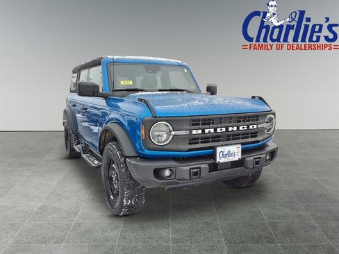 Used 2023 Ford Bronco Black Diamond image 3