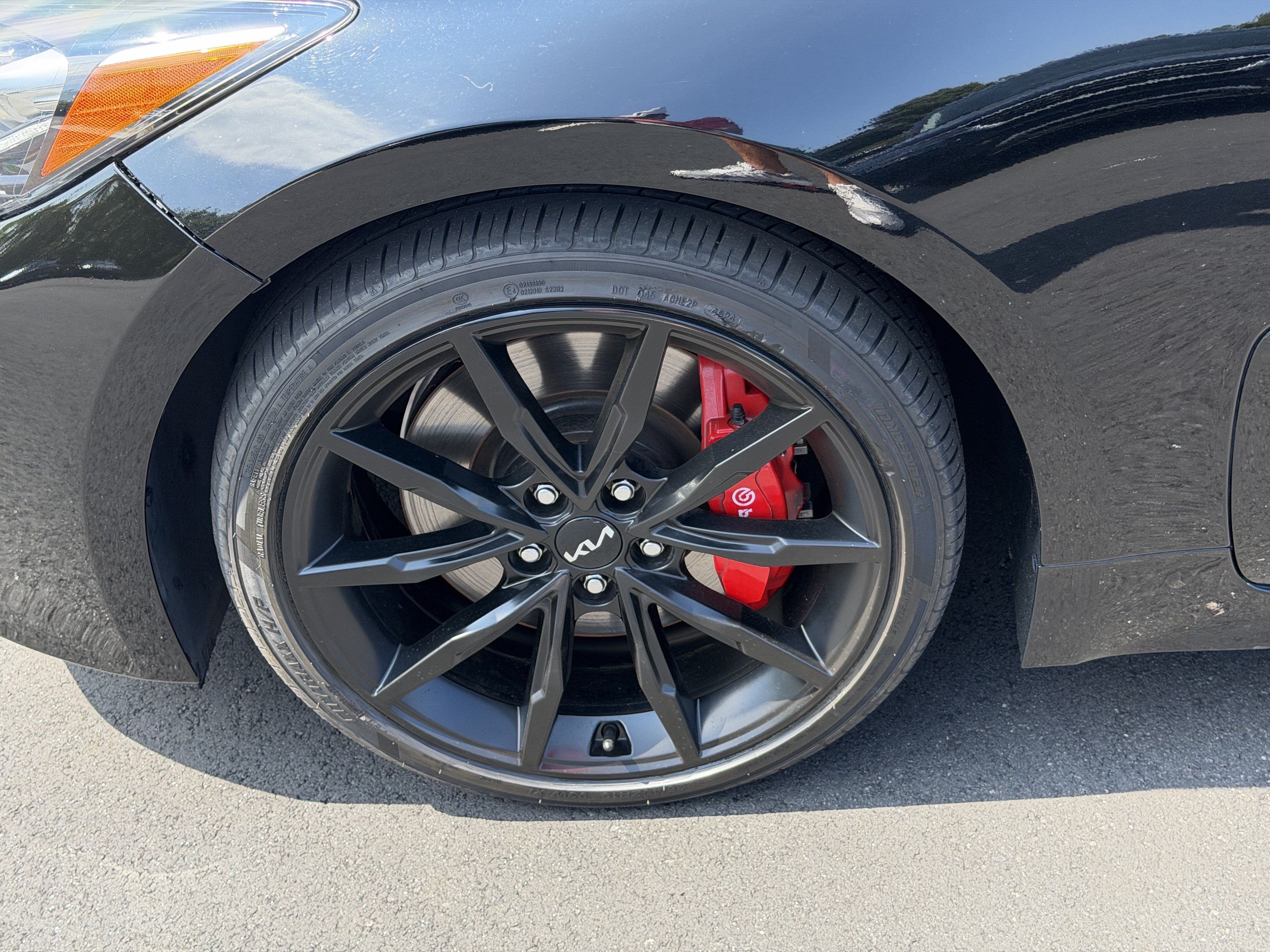 Used 2022 Kia Stinger GT2 w/ Scorpion Package RWD image 11
