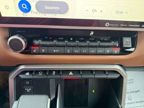 Used 2024 Toyota Tundra 1794 Edition image 20