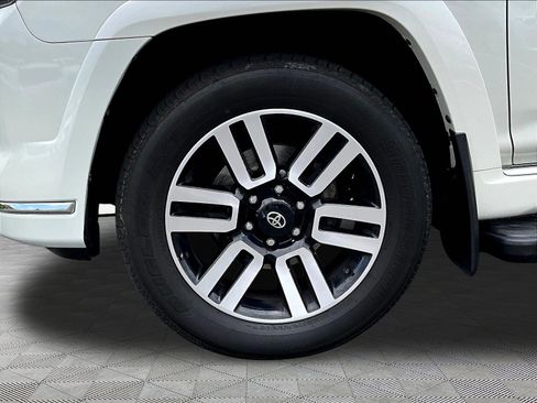 Used 2023 Toyota 4Runner Limited AWD/4WD image 34