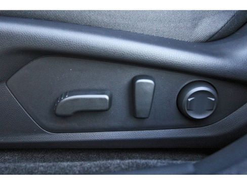 New 2026 Subaru Crosstrek 2.0i Premium image 24