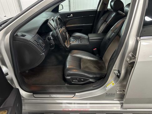 Used 2008 Cadillac STS V RWD image 32