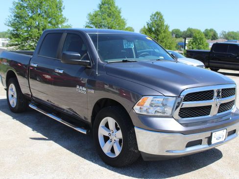 Used 2016 RAM 1500 Classic SLT AWD/4WD image 8