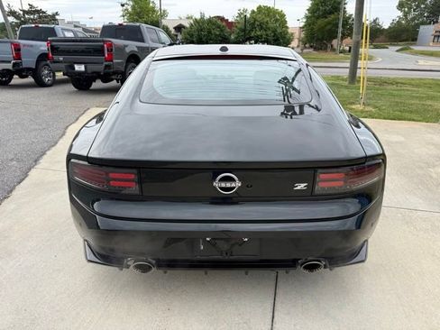 Used 2024 Nissan Z Sport w/ Floor Mat Package RWD image 9
