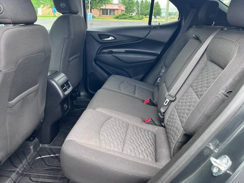 Used 2020 Chevrolet Equinox LT w/ Driver Convenience Package AWD/4WD image 4