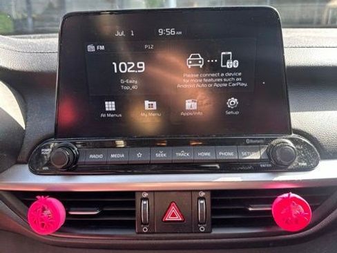 Used 2021 Kia Forte LXS FWD image 8