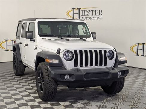 Used 2022 Jeep Wrangler Unlimited Sport image 2