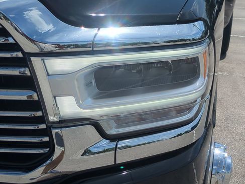 Used 2024 RAM 3500 Laramie w/ Towing Technology Group AWD/4WD image 11