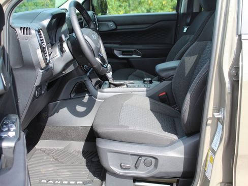 New 2025 Ford Ranger XLT image 4