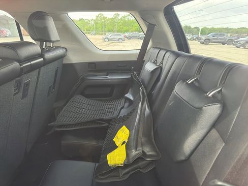 Used 2024 Toyota 4Runner SR5 Premium w/ Moonroof Package AWD/4WD image 9