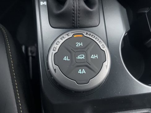 New 2025 Ford Bronco Badlands image 21