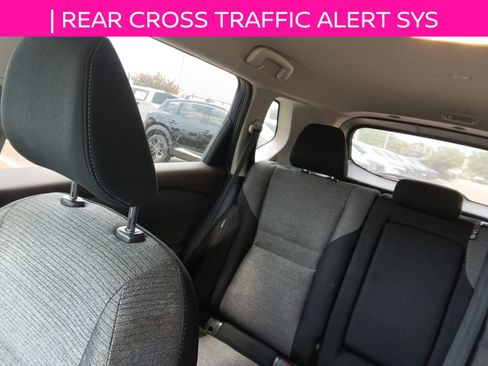 Used 2022 Nissan Rogue SV FWD image 15