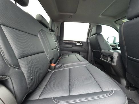 Used 2024 Chevrolet Silverado 2500 LT w/ All Star Edition AWD/4WD image 15
