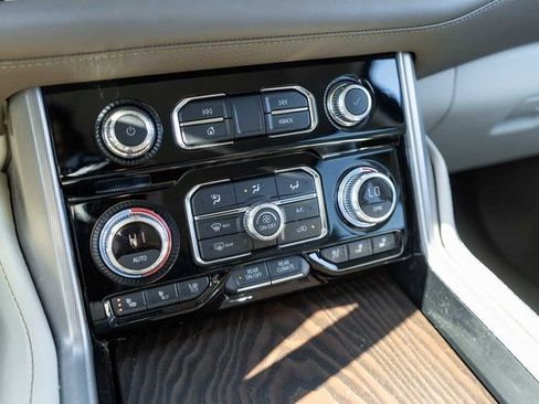 Used 2022 GMC Yukon Denali w/ Max Trailering Package image 19