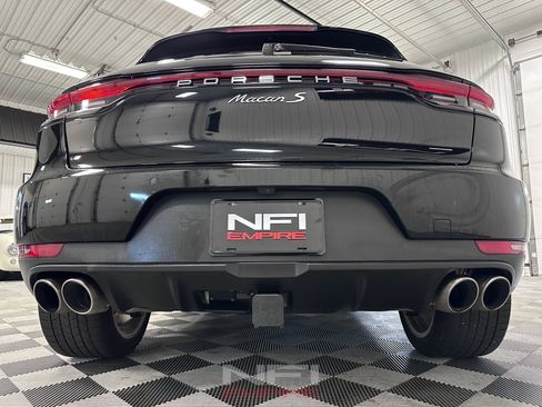 Used 2020 Porsche Macan S AWD/4WD image 21