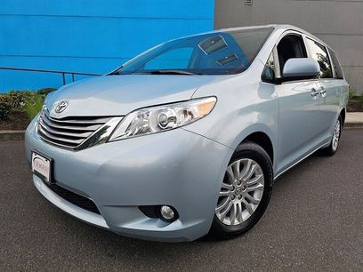 Used 2016 Toyota Sienna XLE