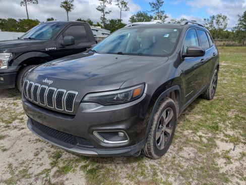 Used 2019 Jeep Cherokee Limited AWD/4WD image 4