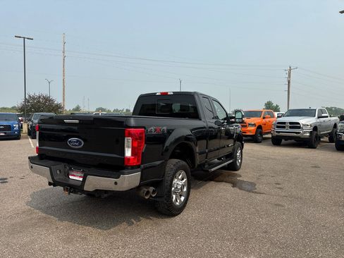 Used 2019 Ford F350 Lariat w/ Chrome Package AWD/4WD image 5