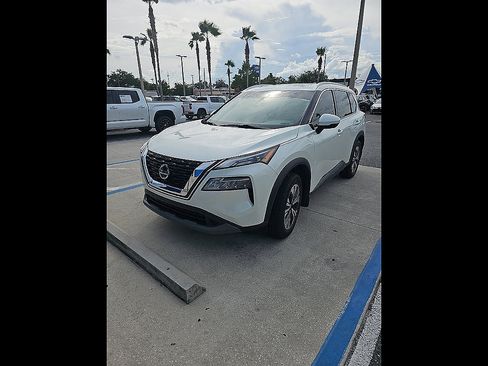 Used 2021 Nissan Rogue SV w/ Premium Package FWD image 51
