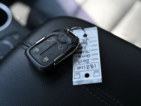 Used 2019 GMC Terrain SLT w/ Preferred Package FWD image 26