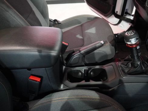 Used 2024 Jeep Wrangler Sport image 67