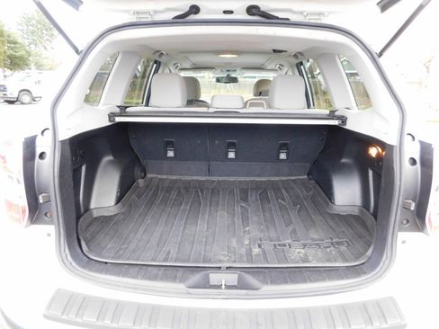 Used 2016 Subaru Forester 2.5i Premium w/ All-Weather Package image 5