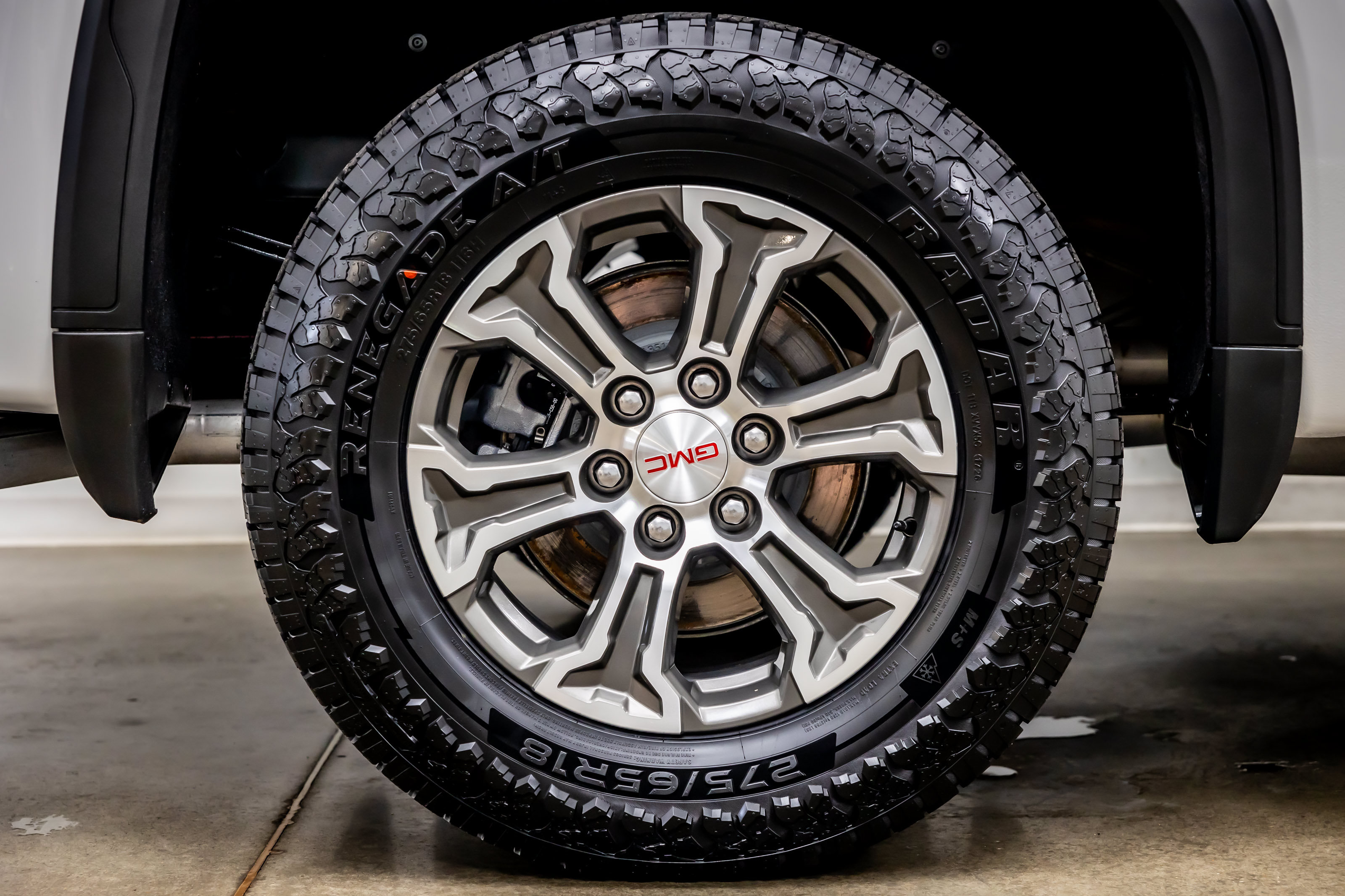 Used 2025 GMC Sierra 1500 Pro w/ Pro Value Package AWD/4WD image 38