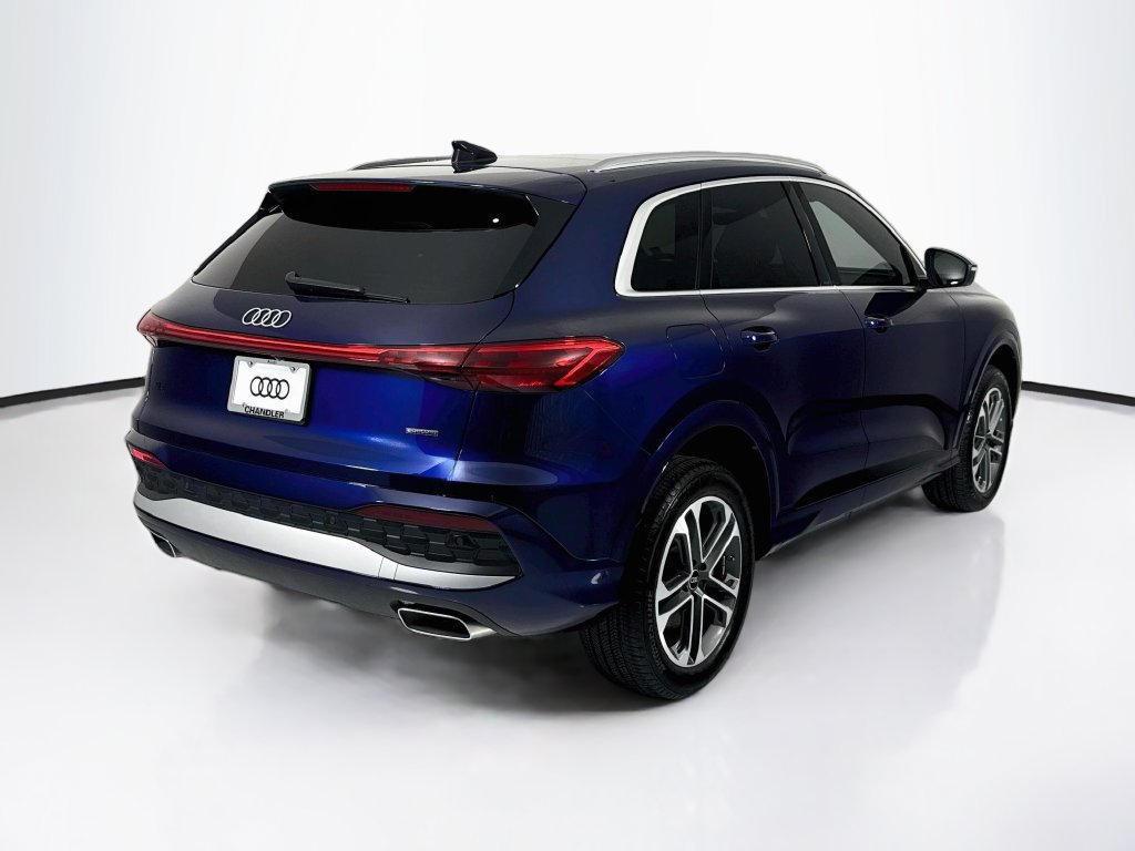 Certified 2025 Audi Q5 Premium w/ Premium Plus AWD/4WD image 5